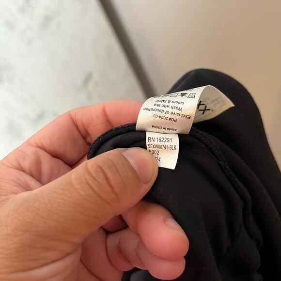 Sweetflexx Resistance Leggings Size 8 Black Women’s 4 bands - Picture 8 of 8